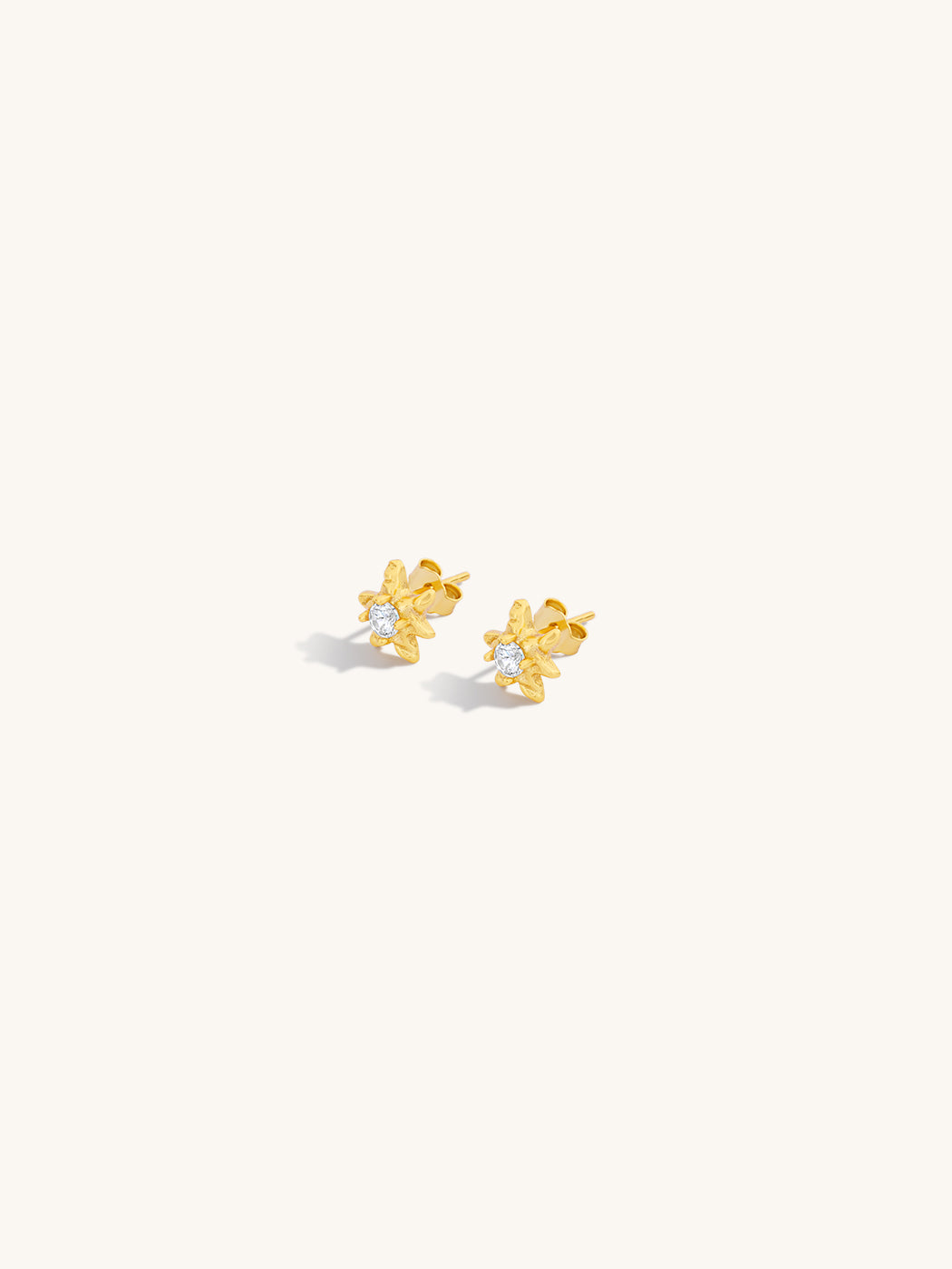 aster-star-diamante-studs