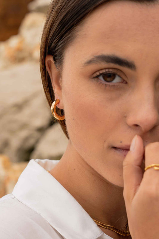 chunky-chubby-statement-classic-gold-hoops-side