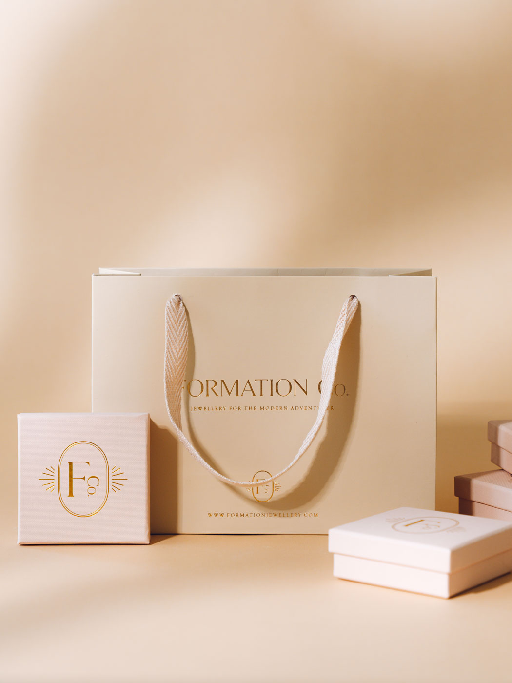 luxury jewellery gifting bag with luxe boxes