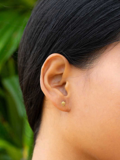 cala-beaded-textural-studs-solo