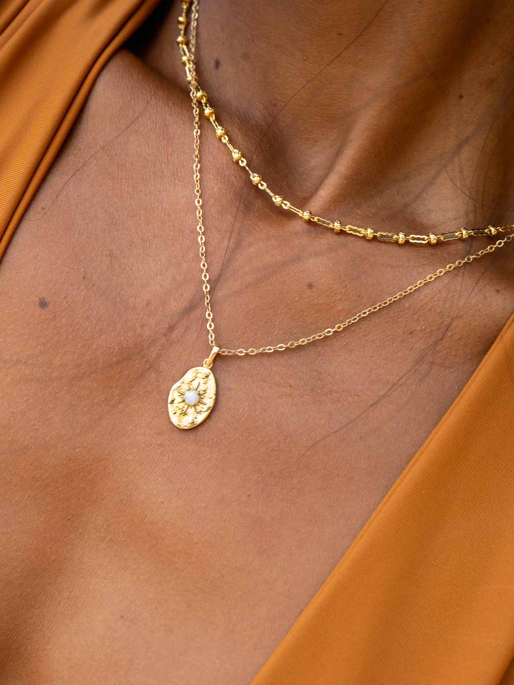 CALLIE TEXTURED CHAIN NECKLACE