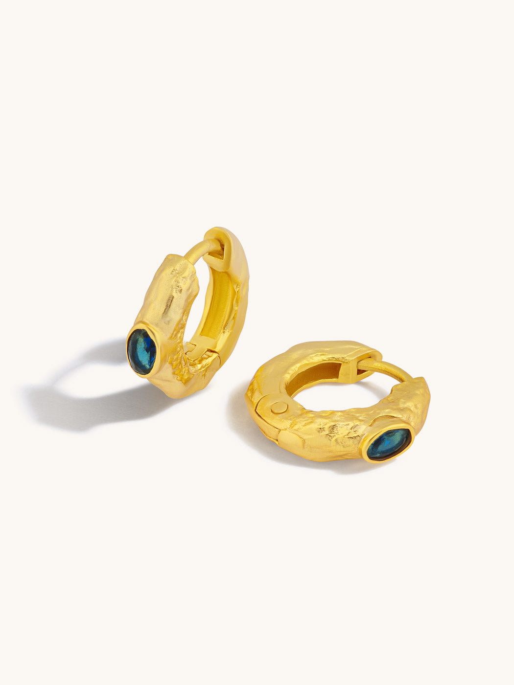 INDUS-SAPPHIRE-HOOPS
