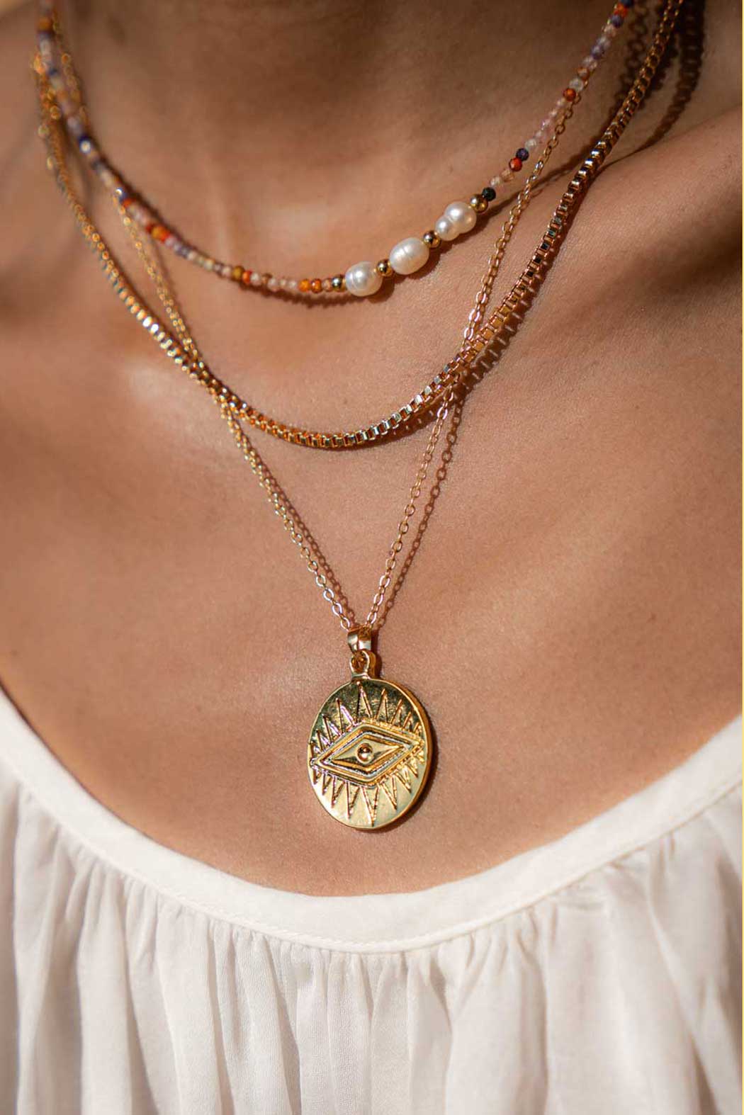 lumen close up necklace