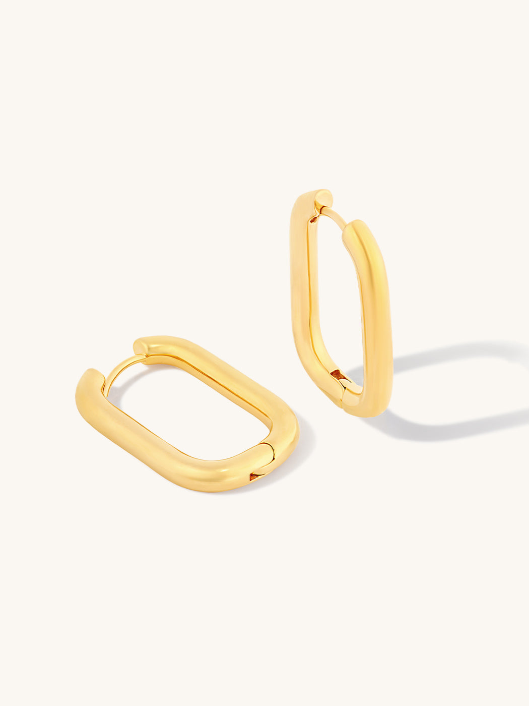 darcy-oval-statement-hoop-flat