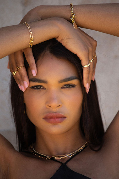 delicate-box-layering-chain-gold